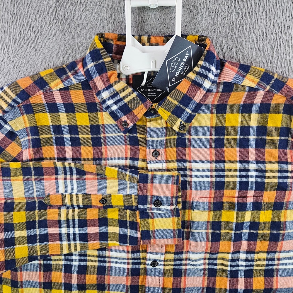 St. Johns Bay Mens Flannel Shirt Large Navy Gold Plaid Super Soft Cotton NWT NEW